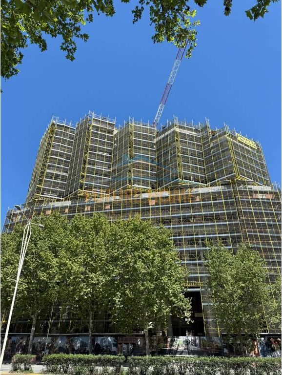 Shitet,Apartament 1+1, Colonnade Building, Rruga Dritan Hoxha