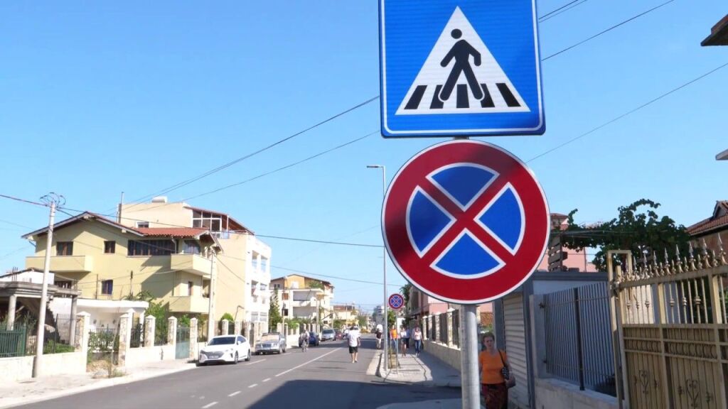 Shitet, Apartament 2+1, Misto Mame