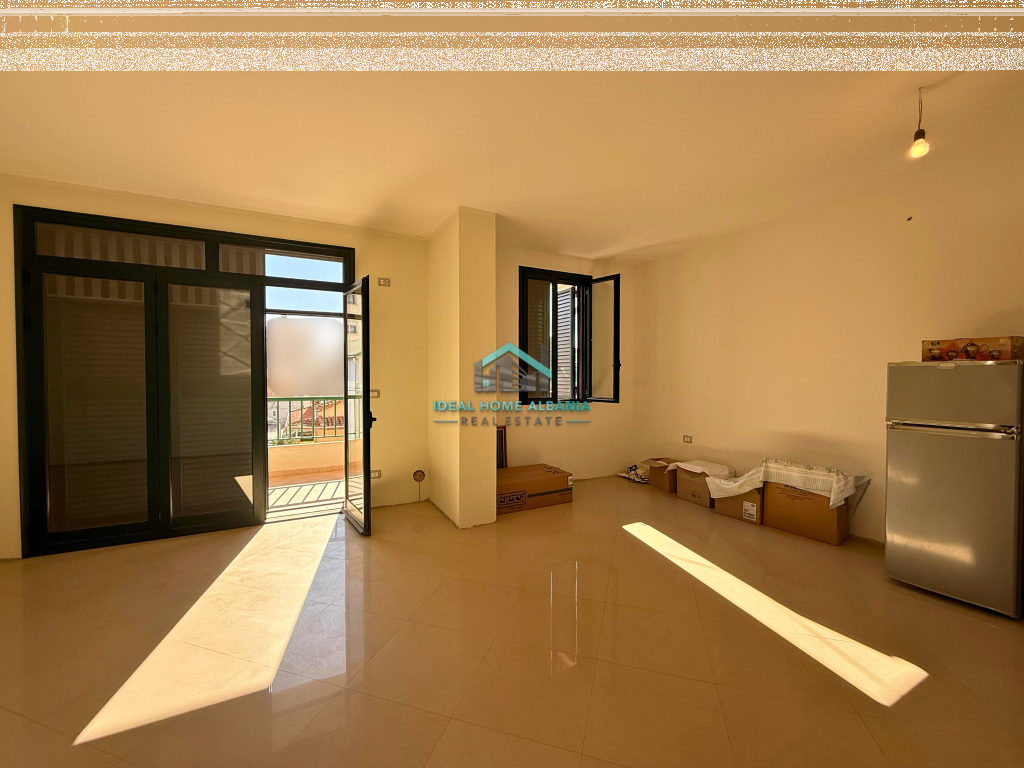 Apartament 2+1 Shitet – Zona e Bulevardit, Vlore.