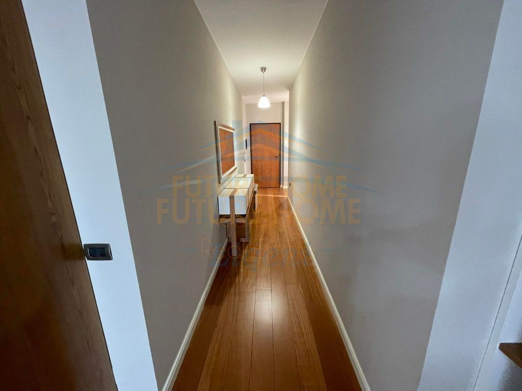 Rent, Apartment 3+1+Parking, Dry Lake, Tirana. 1,200 €