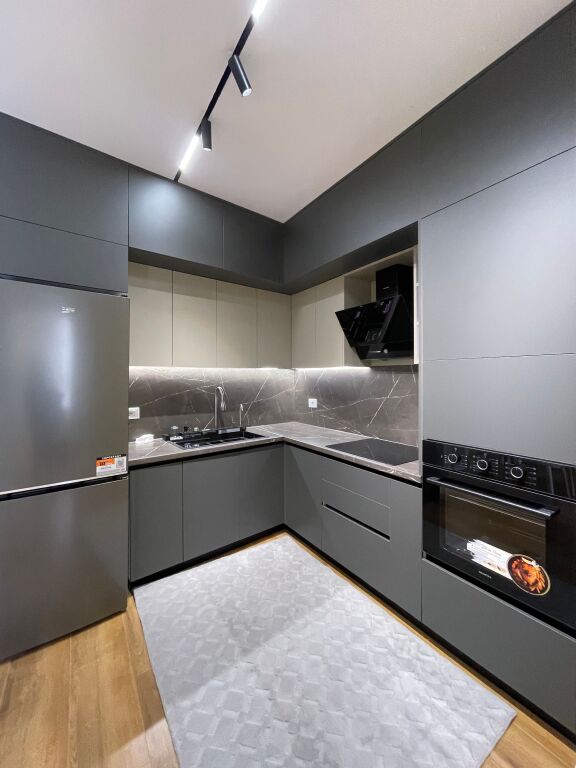 VENDESI | Appartamento 1+1 – Galleria Roma, Via Kavaja