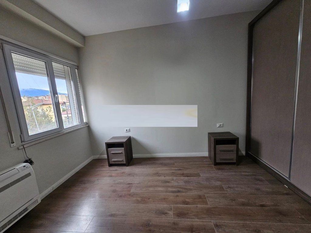 Apartment 1+1 for rent near Partizani High School