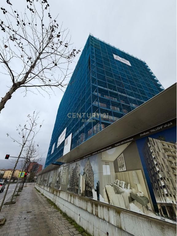 SHITET APARTAMENT 2+1+2 TEK " PALUSHI SHPK " PRANE MATERNITETIT TE RI !!