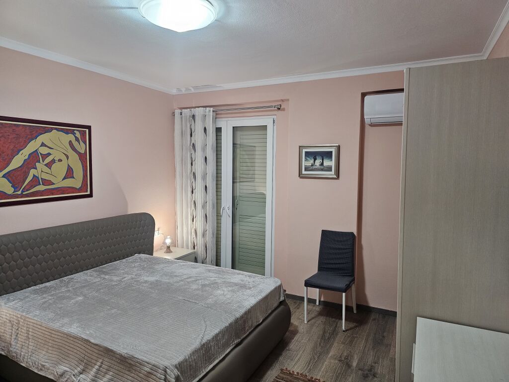 2+1 Newly furnished apartment, Plepa roundabout Durres