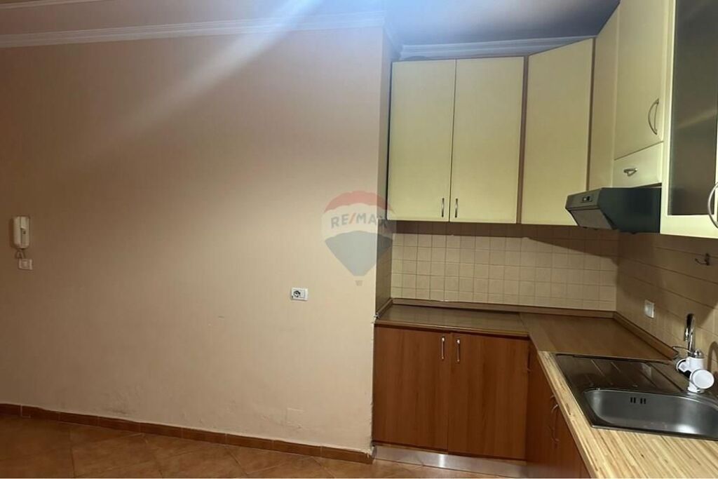 Apartment for Rent in Bllok