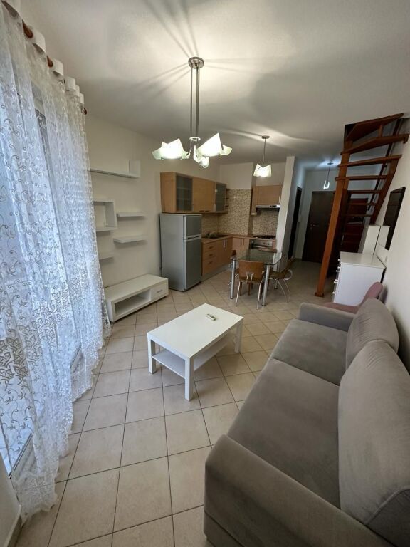 Duplex in affitto in Via Elbasani