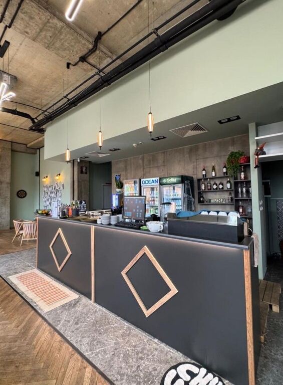 Vendesi attività bar caffè 📍 vicino all'aeroporto