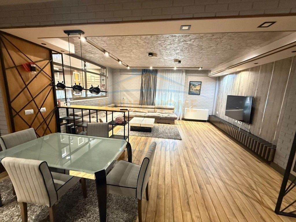 Qera, Apartament 3+1+2, Myslym Shyri, Tiranë