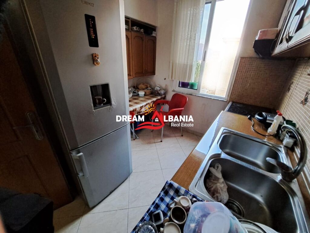 Apartament 1+1 me qera ne rrugen e Dibres prane Medresese ne Tirane (ID 4219394)
