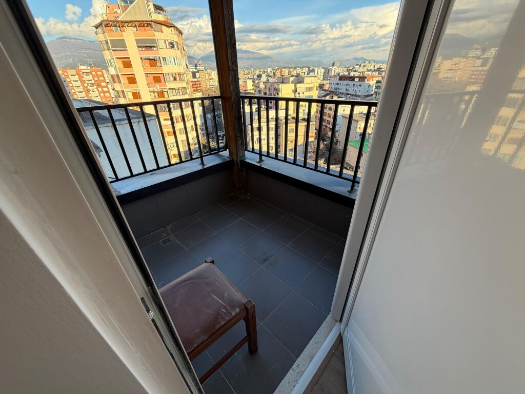 🏡 For rent 1+1 – never lived in before 📍 Opposite Delijorgji, at Kastrati Gas Station  🏢 7th floor, new building with elevator ✨ New apartment, with modern conditions 💶 600 €
