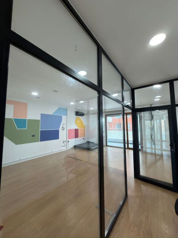 🏢 AMBIENT ZYRASH ME QIRA – DELIJORGJI