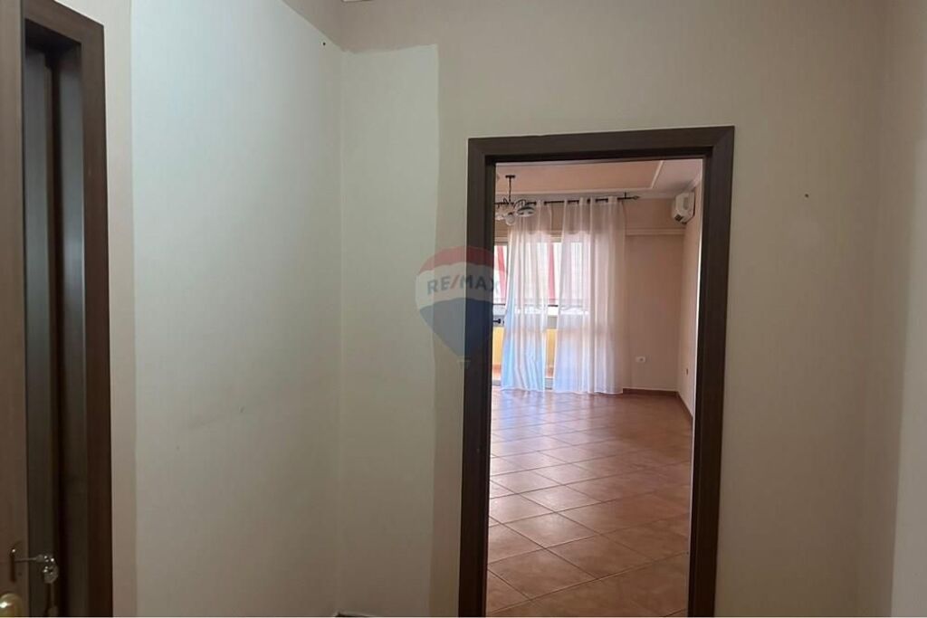 Apartment for Rent in Bllok