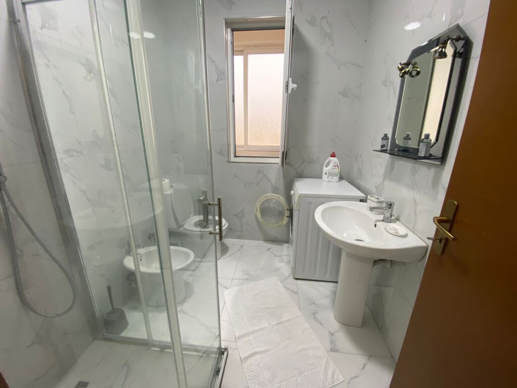 Jepet Apartament me qera