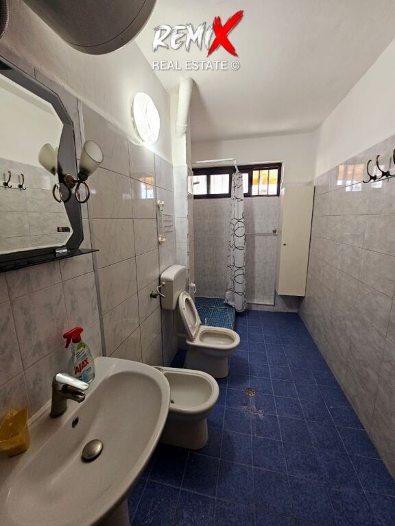 JEPET ME QERA APARTAMENT 1+1 TEK STADIUMI,  VALA PARK