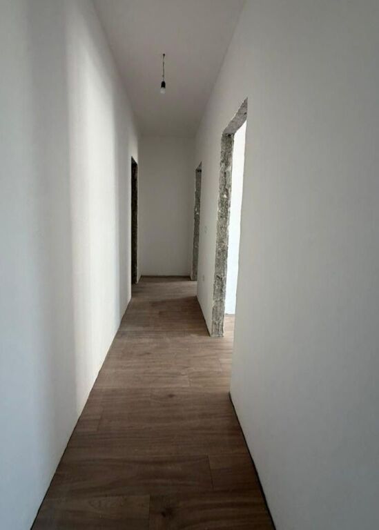 Apartment 2+1+2 for sale Tirana entry 2