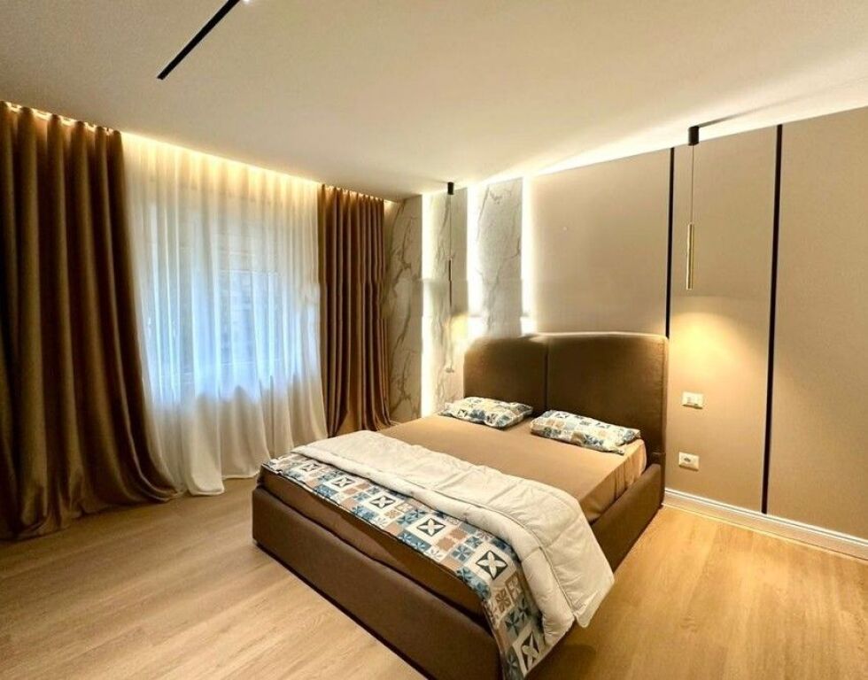 APPARTAMENTO IN AFFITTO 2+1+2 con 2 POSTI AUTO, VICINO AL LAGO ASCIUTTO