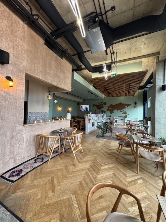 VENDESI BAR CAFFÈ IN VENDITA