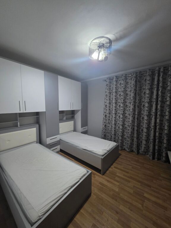 Super 2+1 me Qera ne Astir