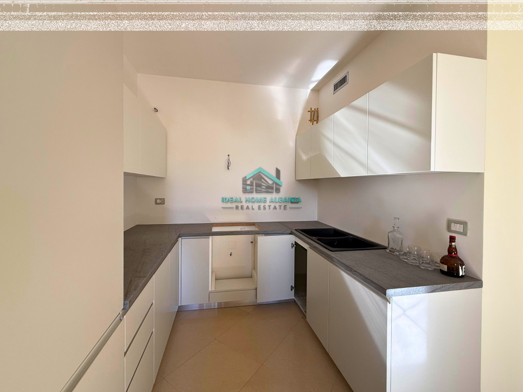 Apartament 2+1 Shitet – Zona e Bulevardit, Vlore.