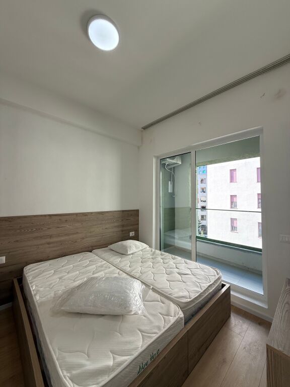 Jepet me qera apartament 1+1