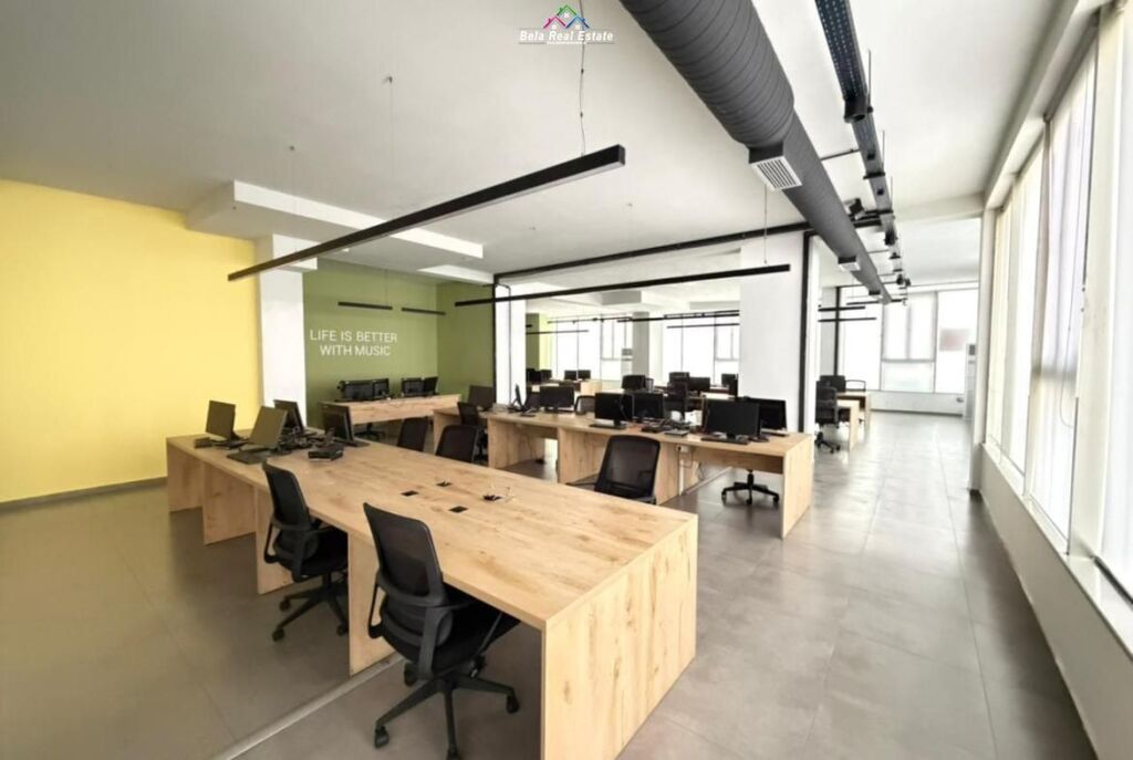 Zyre Me Qera Ne Astir ( ID BZ2829) Tirane