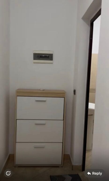 2+1,arredato vicino alla stazione ferroviaria,per abitazione o ufficio,600 euro