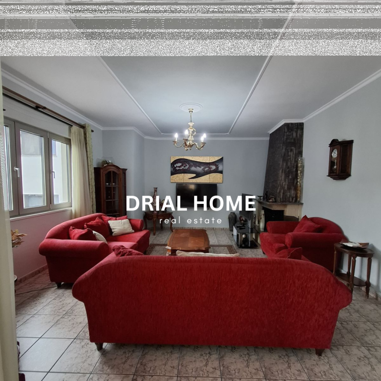 Shtepi private me qera 3+1+oborr