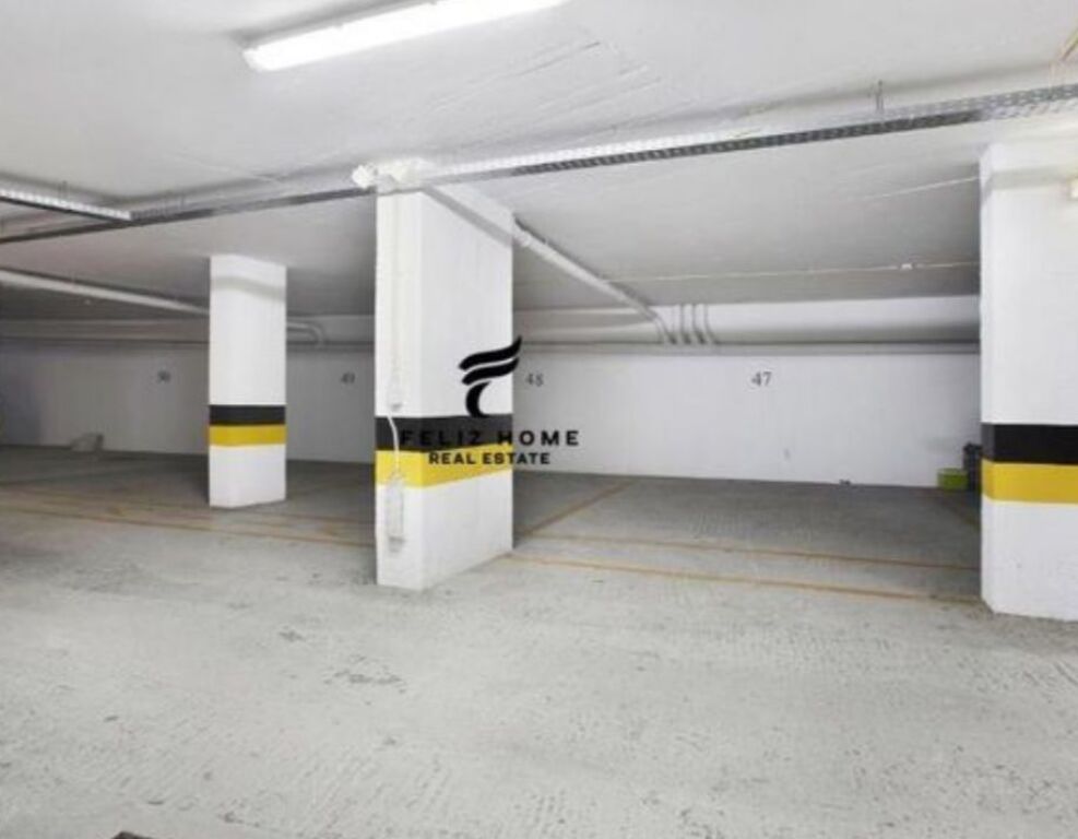 SHITEN 2 POSTE PARKIMI LIQEN I THATE 80.000 EURO