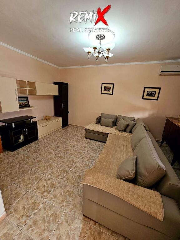 JEPET ME QERA APARTAMENT 1+1 TEK STADIUMI,  VALA PARK