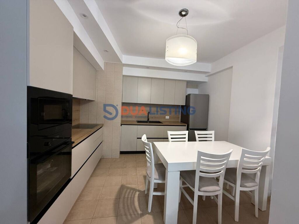 Apartament 2+1 me qira ,Komuna e Parisit
