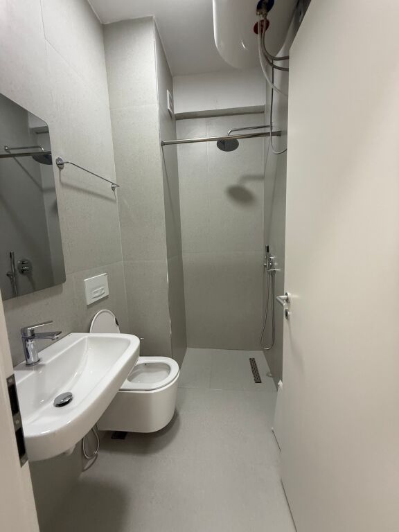 Jepet me qera apartament 1+1