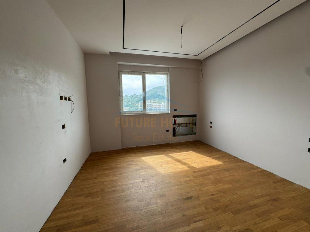 For sale, apartment 3+1+3 parking spaces, Dry Lake