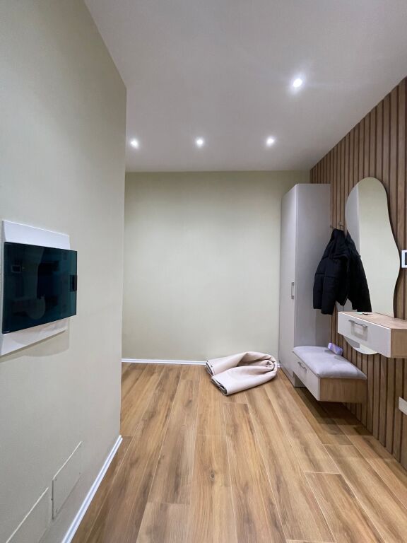 VENDESI | Appartamento 1+1 – Galleria Roma, Via Kavaja