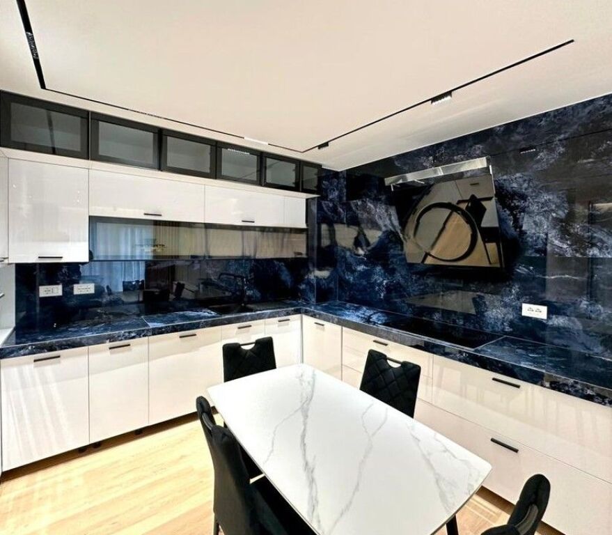 APPARTAMENTO IN AFFITTO 2+1+2 con 2 POSTI AUTO, VICINO AL LAGO ASCIUTTO