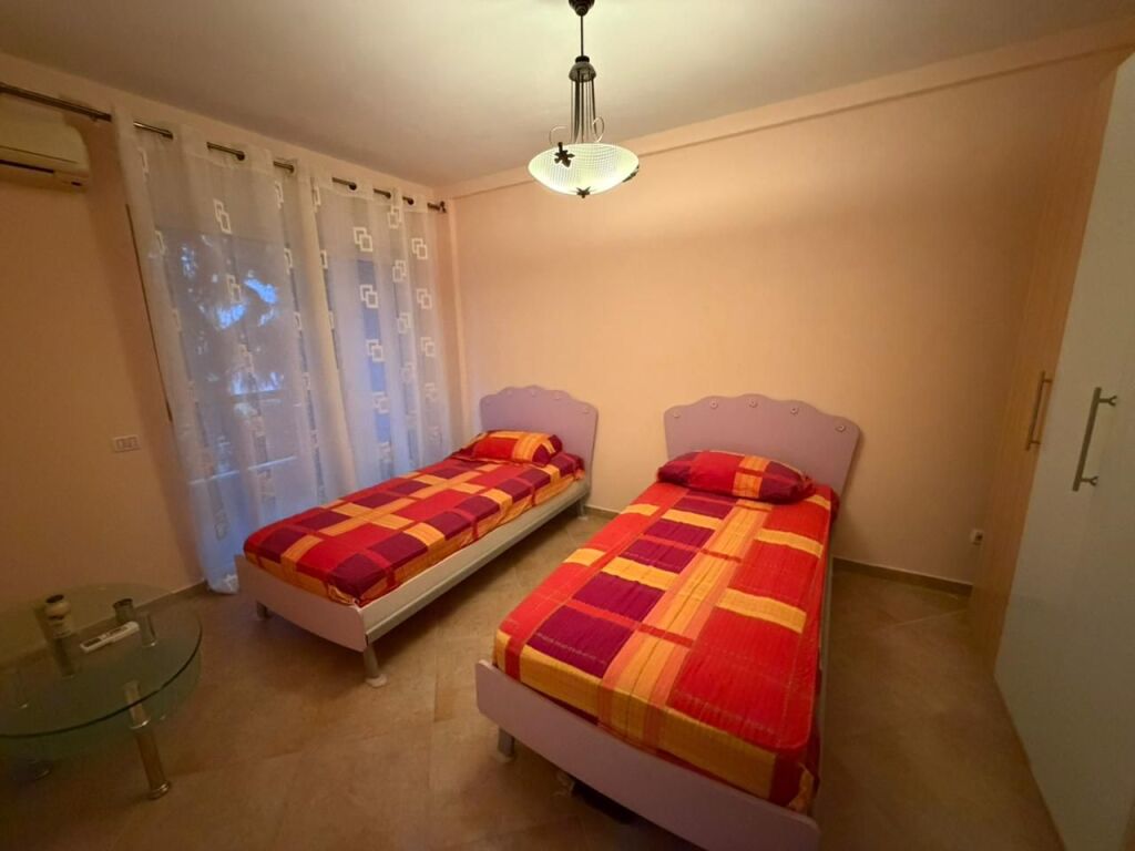 Apartment for rent 2+1+2 at Colombo Complex, Dry Lake