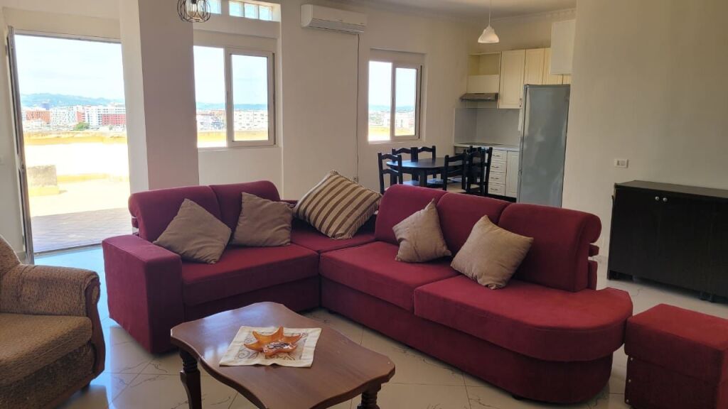 🏢Kodra e Priftit,Rruga Sterio Spasse,jepet me qera apartament ,3+1+3, i mobiluar.65,000  Leke  