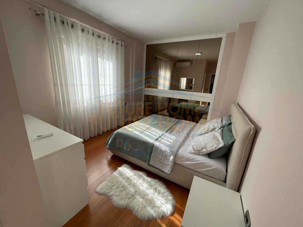 Rent, Apartment 3+1+Parking, Dry Lake, Tirana. 1,200 €