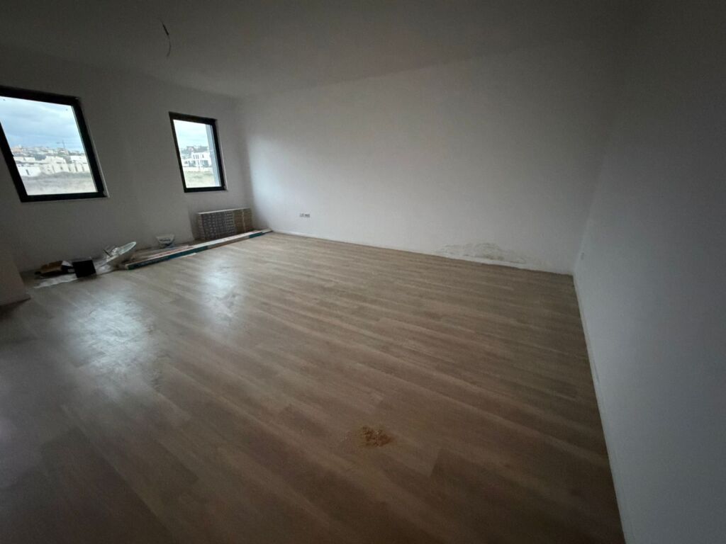 Disponiamo di ambienti con prezzi economici per uffici