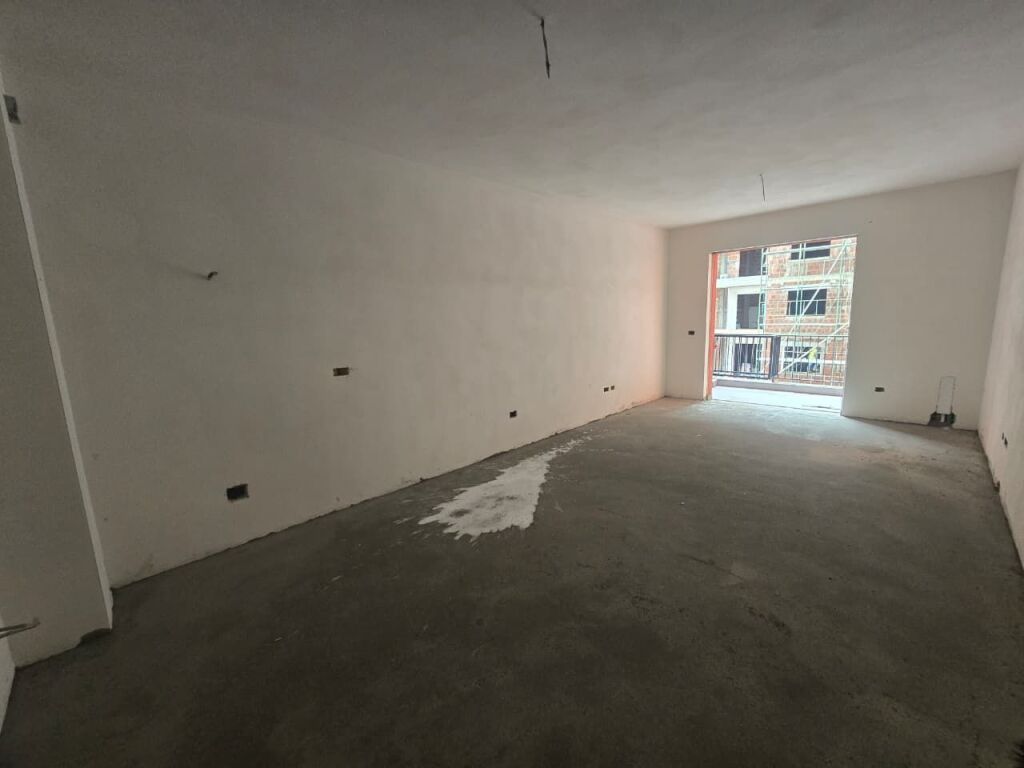 Apartment 1+1 for Sale in Paskuqan, Near the Great Ring Road