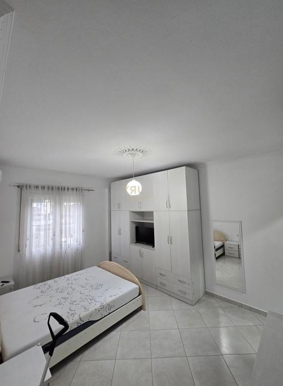 Apartment at the Zoological Garden 2+1+2