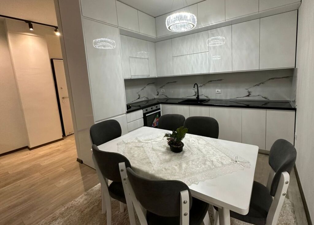 Apartament 2+1 me qera tek Liqeni i Thate