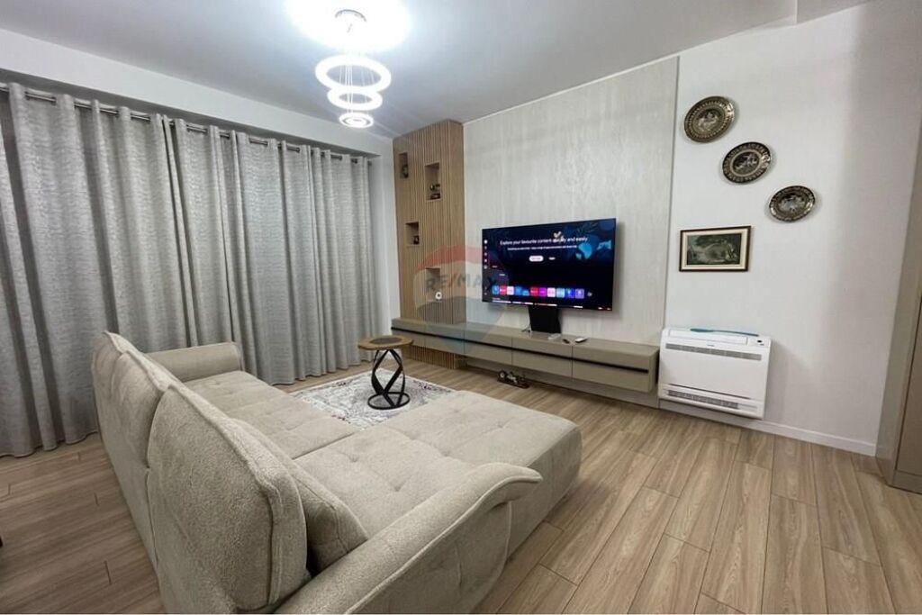 Apartment 3+1+2 for rent at Graden Building, Rrg Kavajes