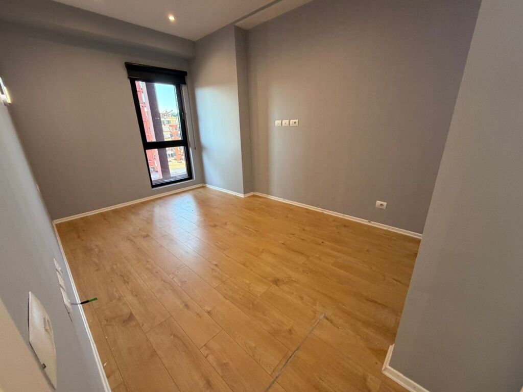 Disponiamo di ambienti con prezzi economici per uffici