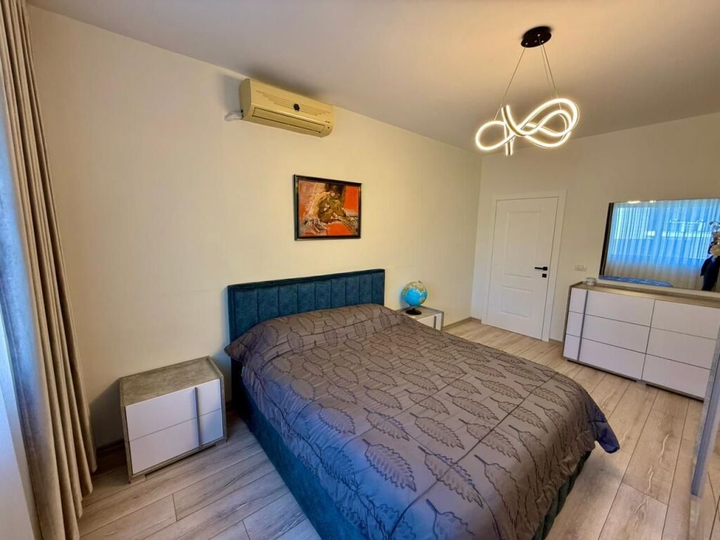 Jepet me qera  apartament  1+1 rruga Kosovareve  (hotel Dinastia)