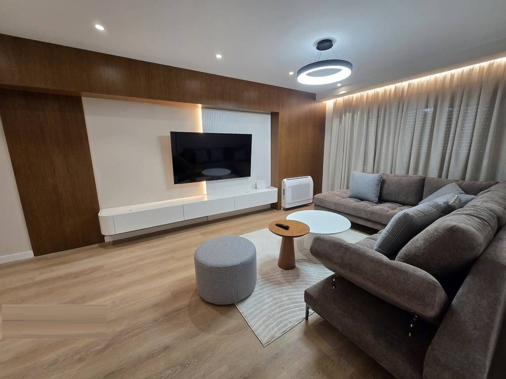 Jepet apartament Luksoz 2+1+2 për Qira tek 9 Katëshet!