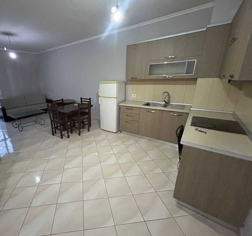 APARTAMENT 1+1 NE SHITJE TE KODRA E DIELLIT