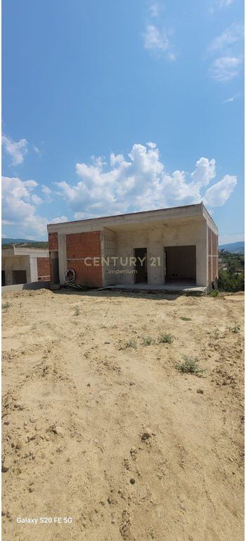 Villa di lusso in vendita a Green Field Residence – Mullet 498.000 €