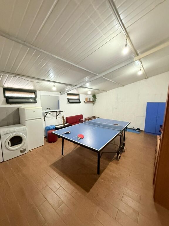 PRIVATE HOUSE FOR RENT AT THE NEW MARKET