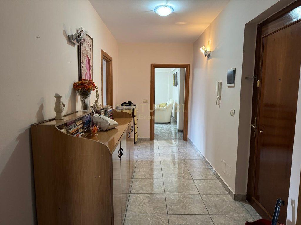 Apartment 1+1 for rent in Ish-Bllok 600 € /Month