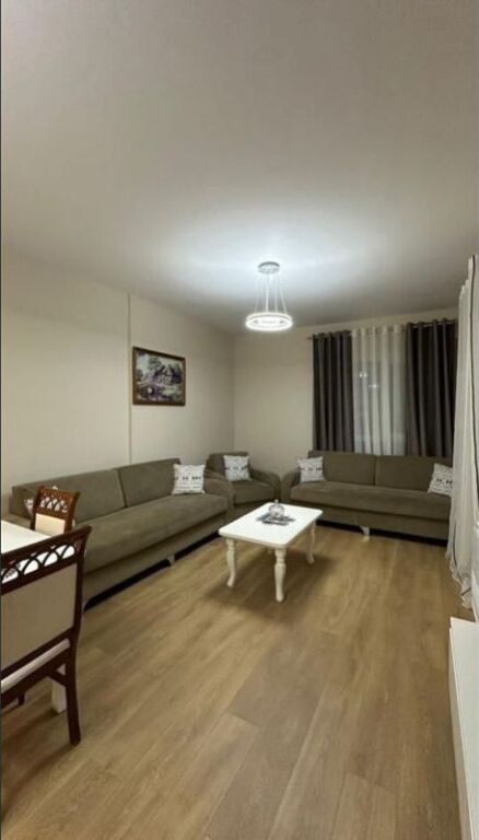 APARTAMENT ME QERA 1+1 5 MAJI 60.000 LEKE